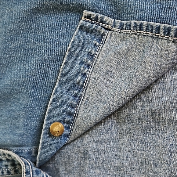 Vintage Disney Winnie-the-Pooh & Friends Embroidered Chambray Shirt Size… - Picture 12 of 16